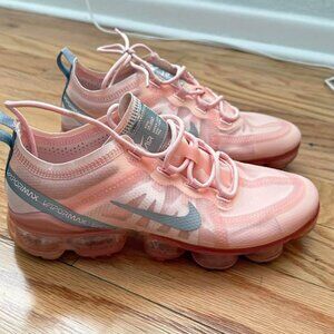 Nike Woman Nike Air VaporMax 2019 Rose Gold